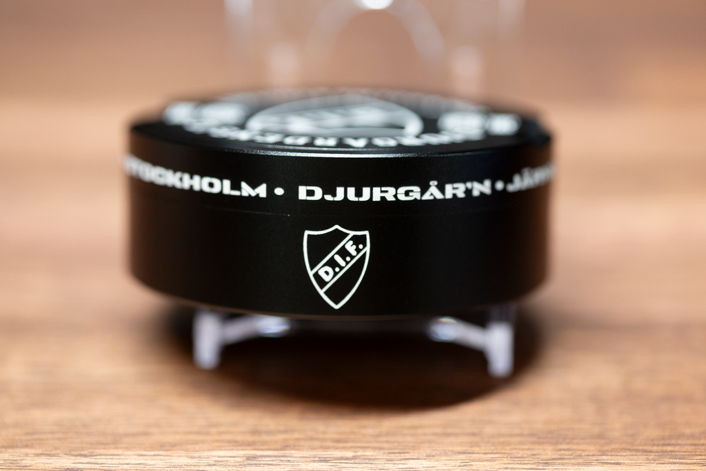 Djurgårdens IF (Black Edition) - Limited edition Snusdosa I Aluminium